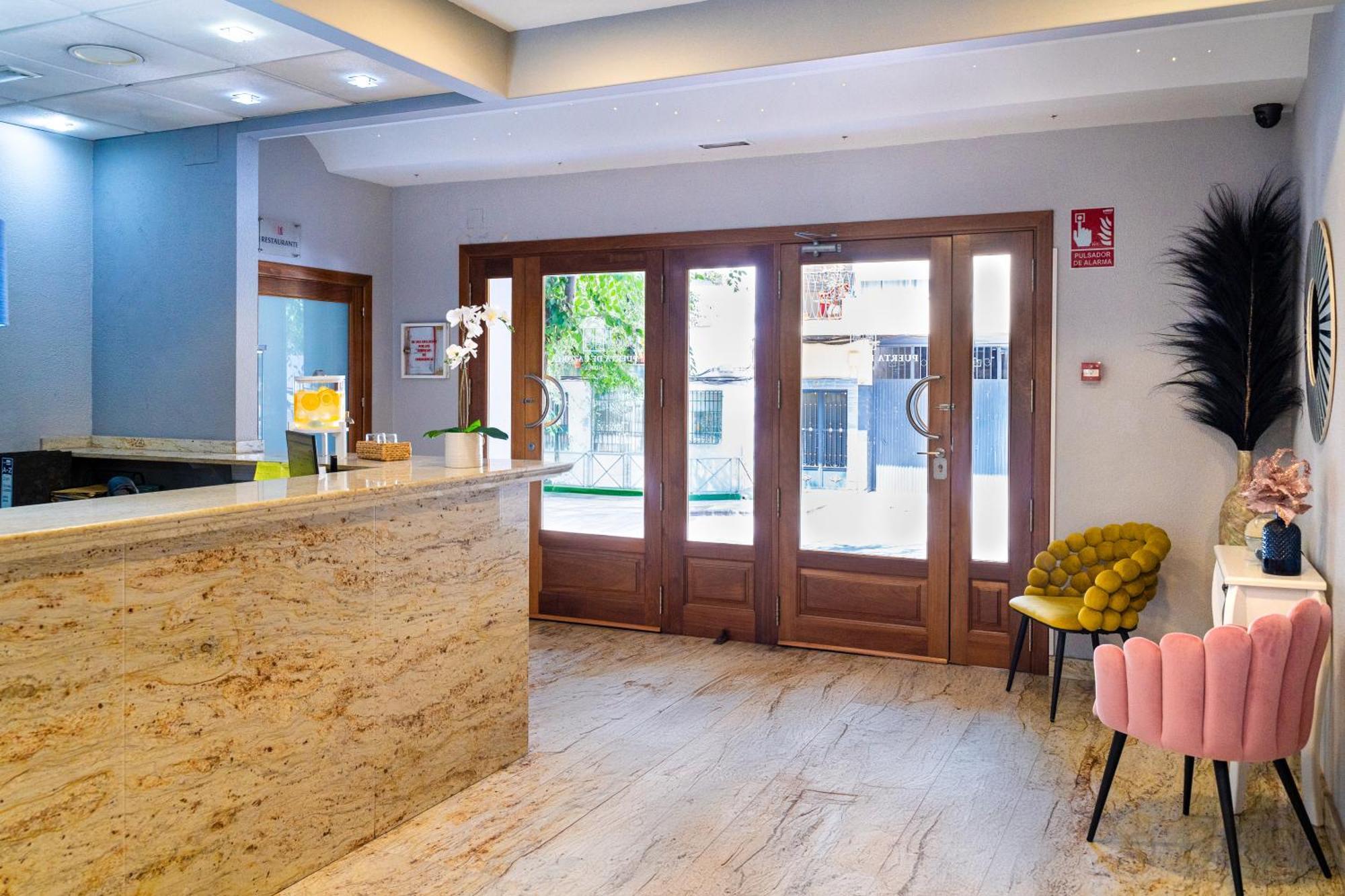 Hotel Puerta De Казорла Экстерьер фото