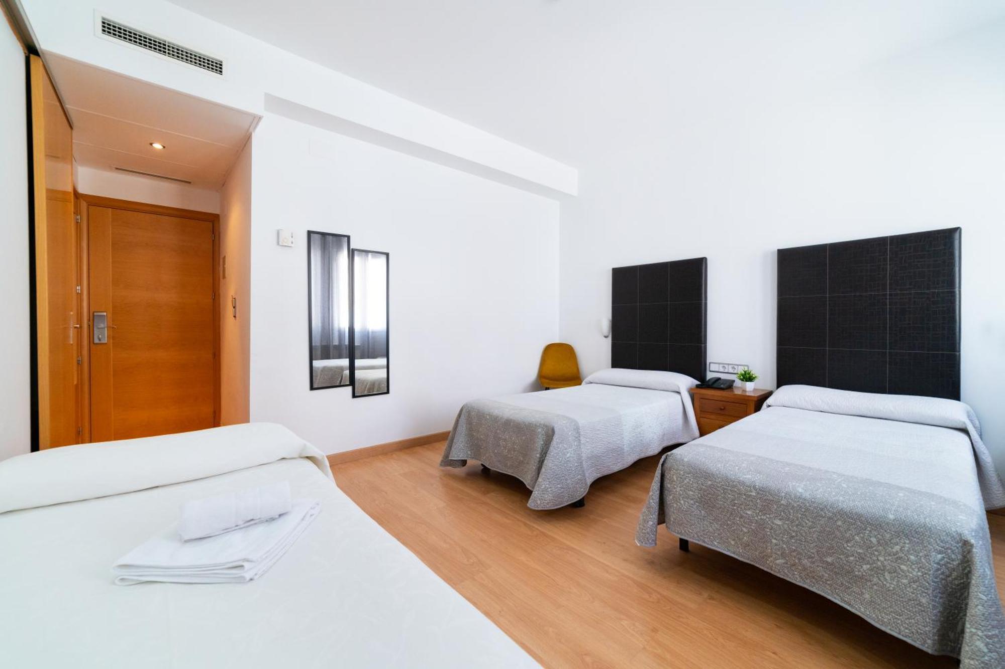 Hotel Puerta De Казорла Экстерьер фото